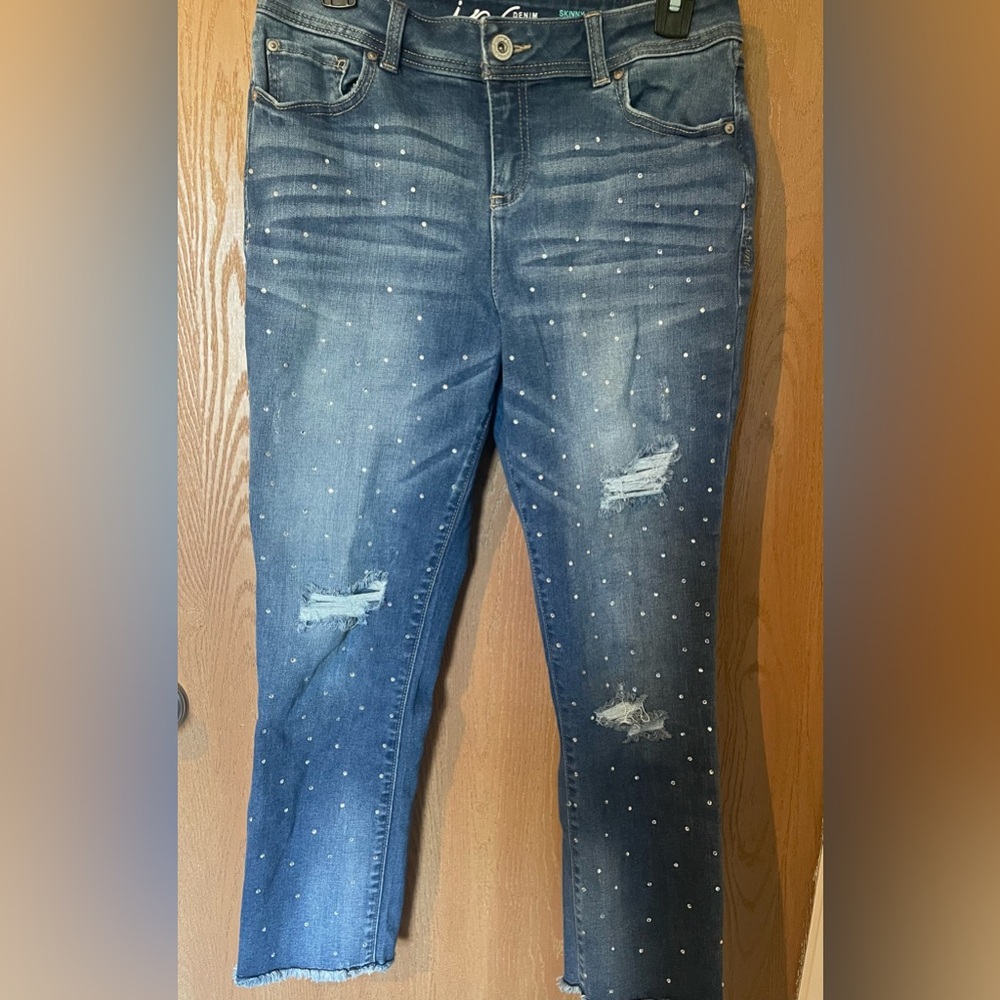 INC International Concepts Denim Cropped Jeans with Rhinestones Size 6